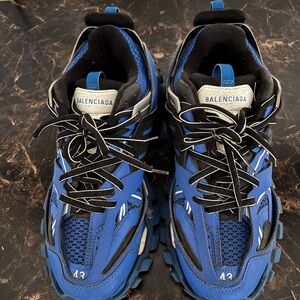 Balenciaga Men's Black and Blue Athletic Shoes